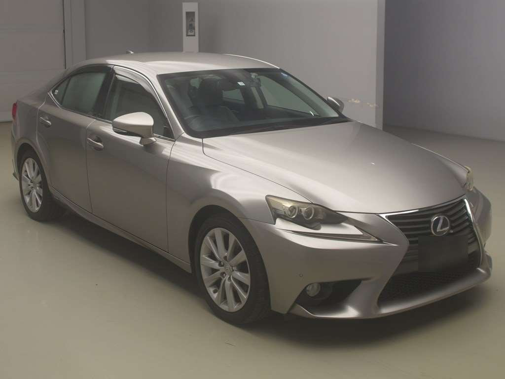 2013 Lexus IS AVE30[2]