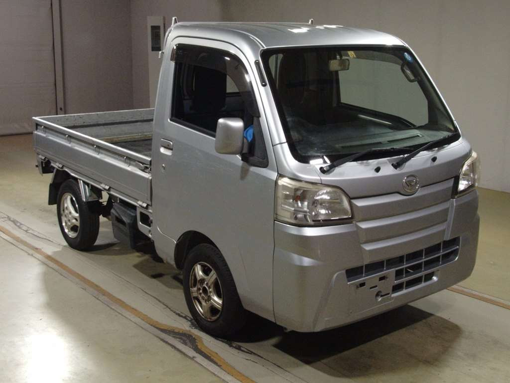 2014 Daihatsu Hijet Truck S500P[2]