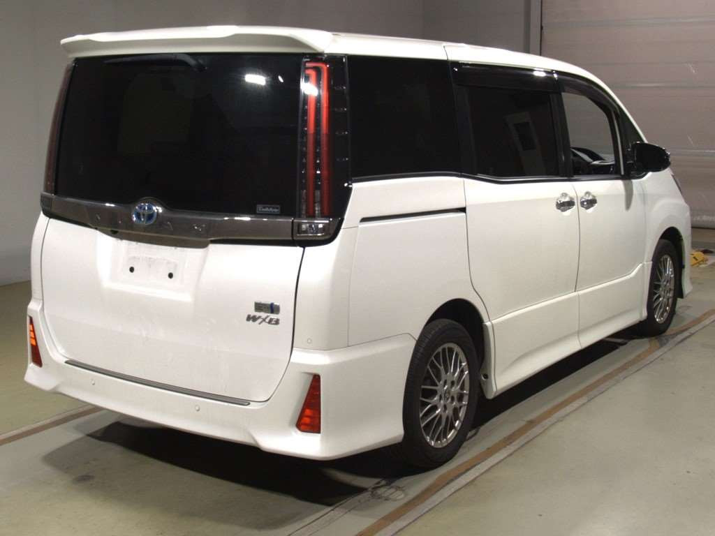 2021 Toyota Noah ZWR80W[1]