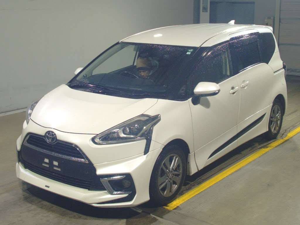 2016 Toyota Sienta NSP170G[0]