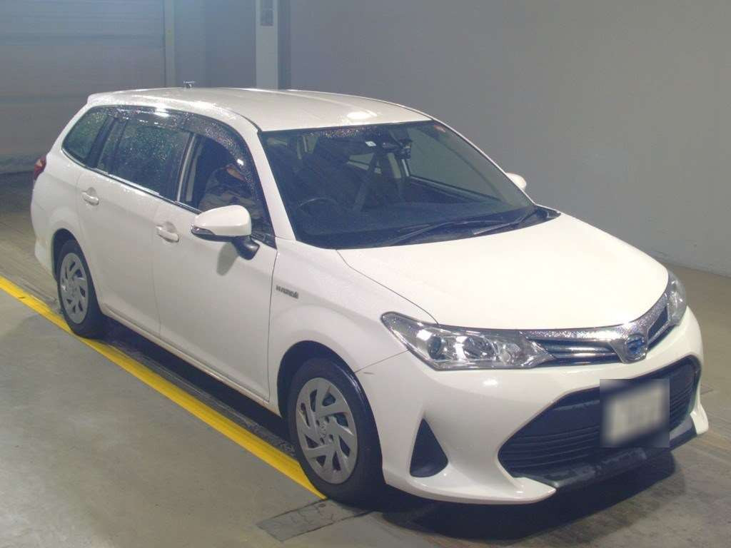 2020 Toyota Corolla Fielder NKE165G[2]