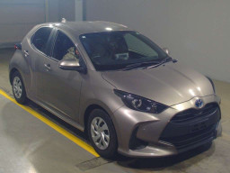 2021 Toyota YARIS