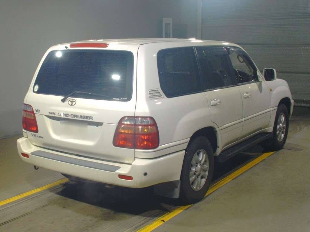 2000 Toyota Land Cruiser 100 UZJ100W[1]