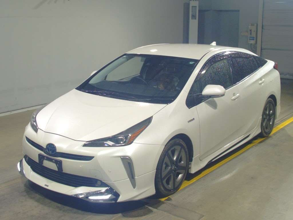 2019 Toyota Prius ZVW51[0]