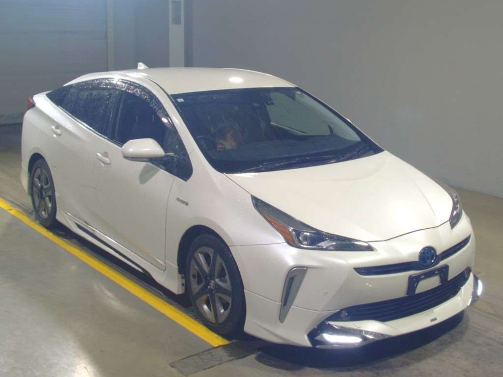 2019 Toyota Prius ZVW51[2]