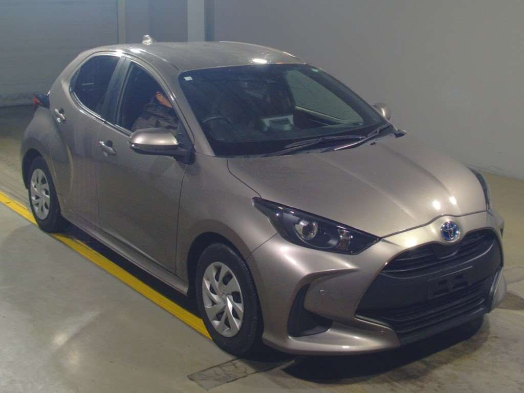 2021 Toyota YARIS MXPH10[2]