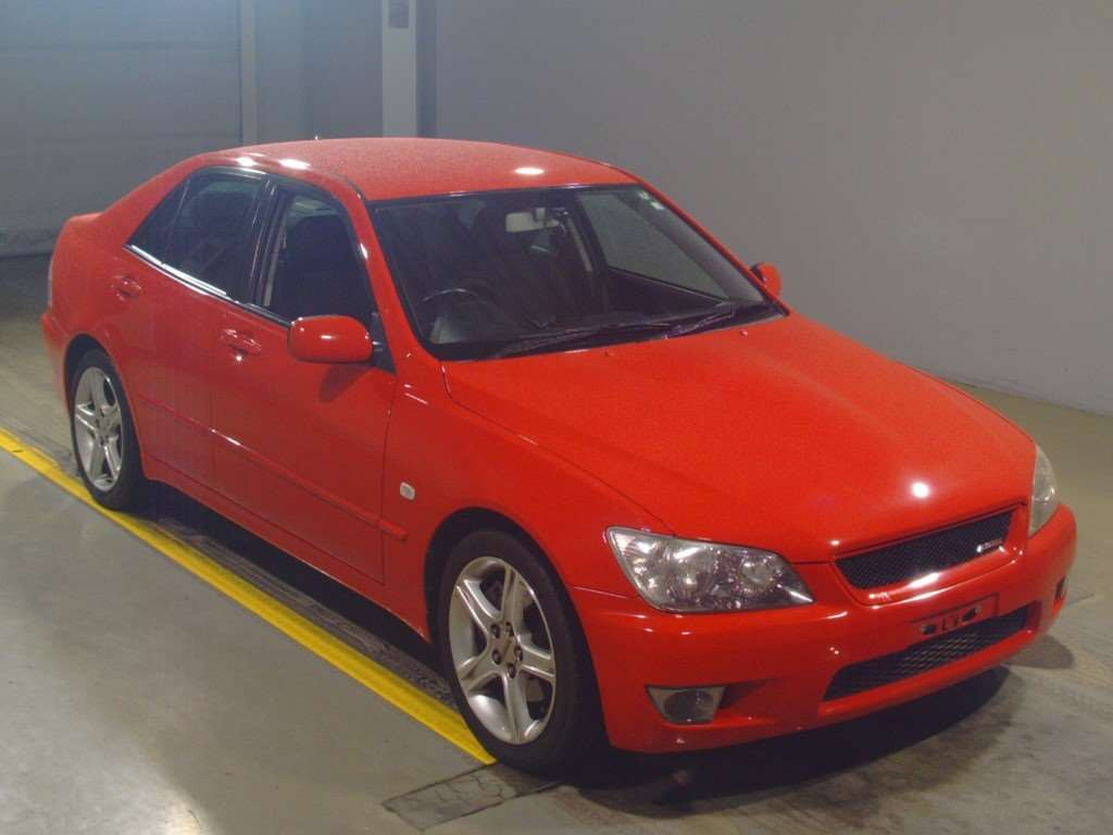 2004 Toyota Altezza SXE10[2]