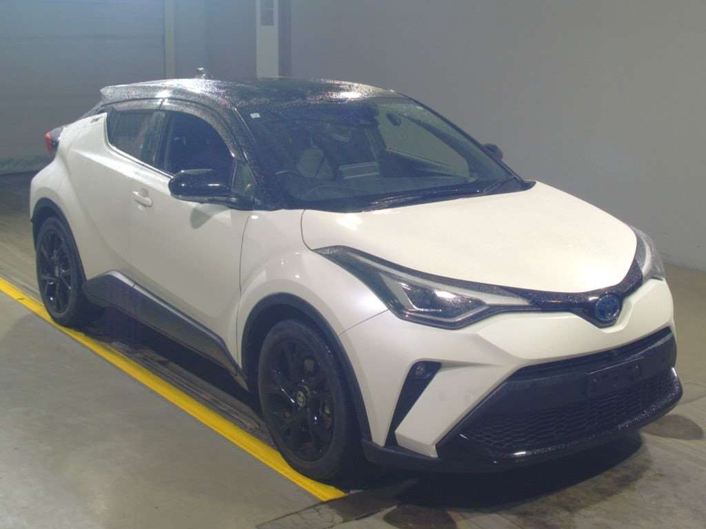 2021 Toyota C-HR ZYX11[2]