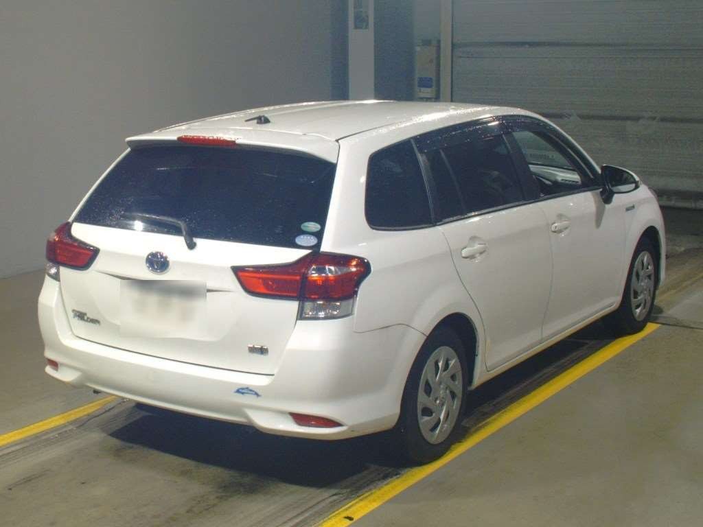 2018 Toyota Corolla Fielder NKE165G[1]