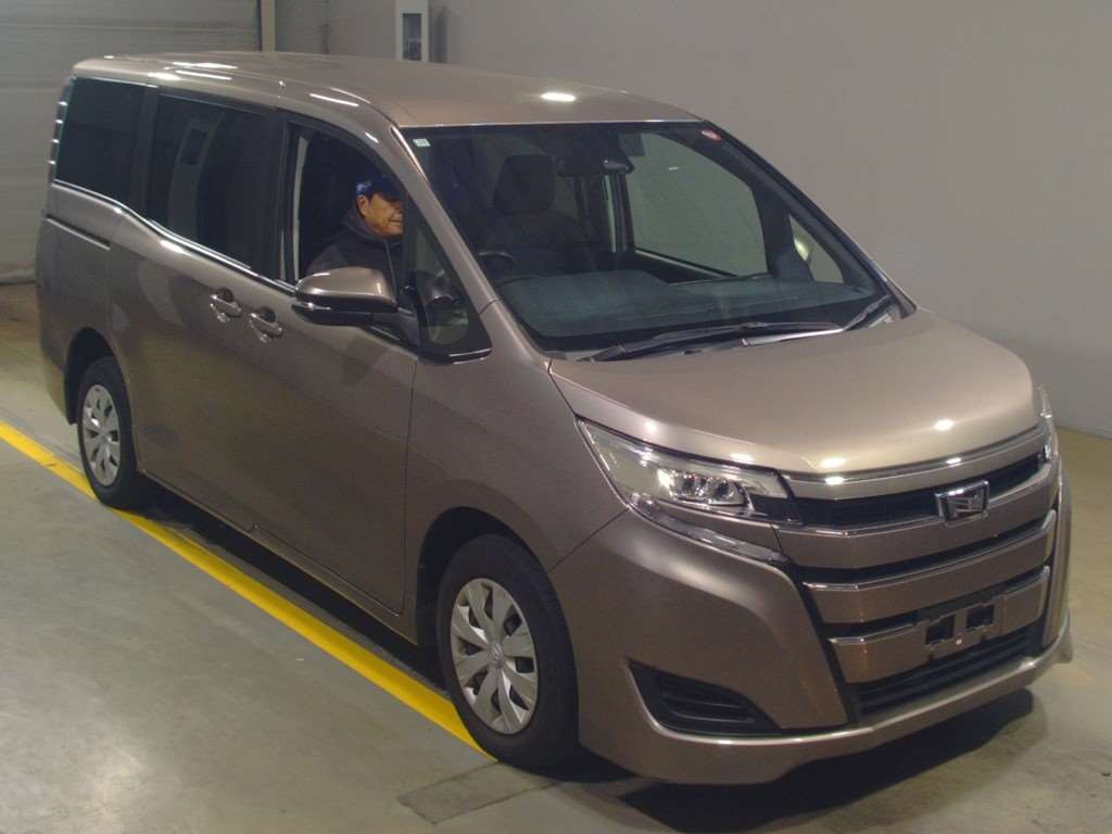 2019 Toyota Noah ZRR85G[2]