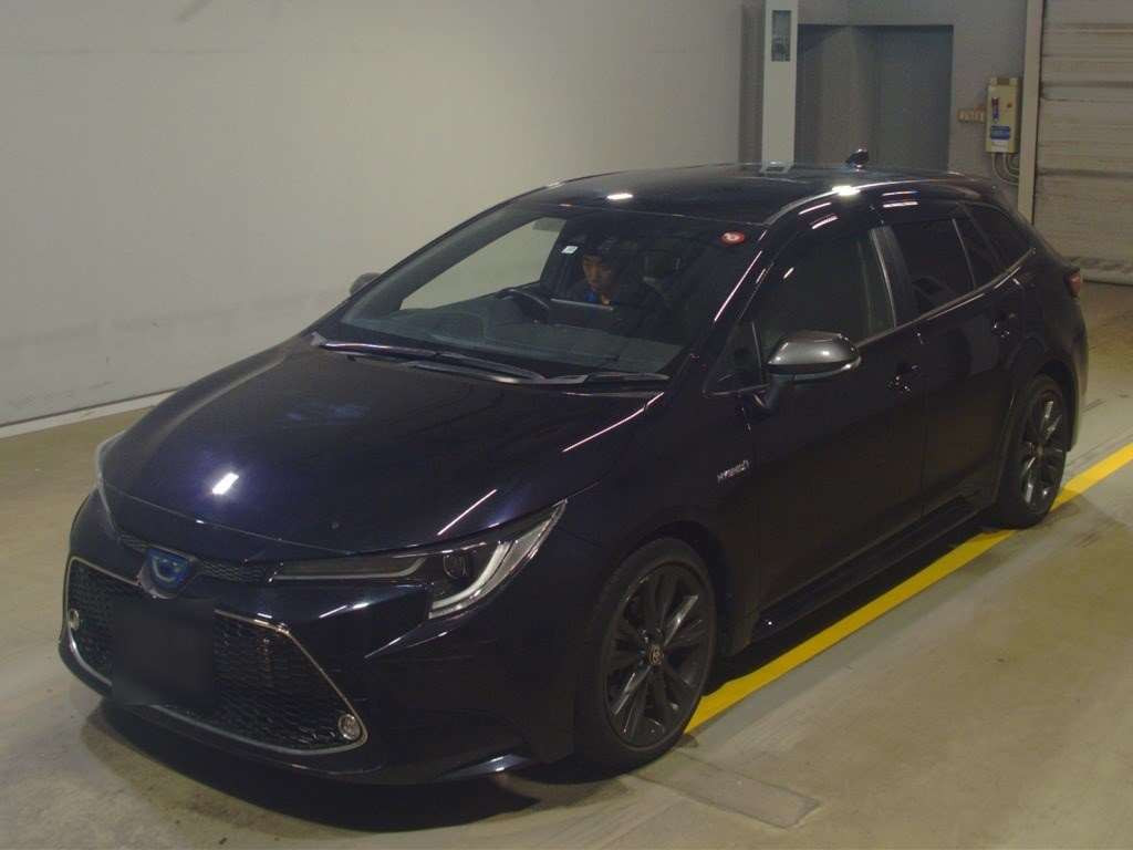 2019 Toyota Corolla Touring Wagon ZWE211W[0]