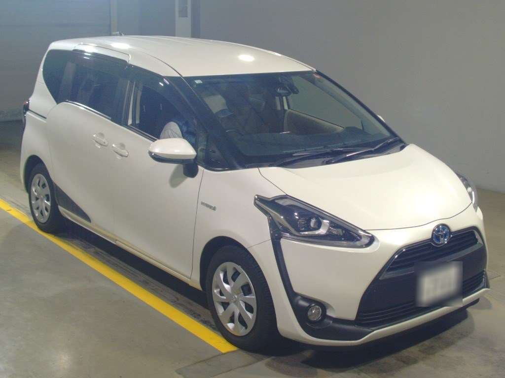 2016 Toyota Sienta NHP170G[2]