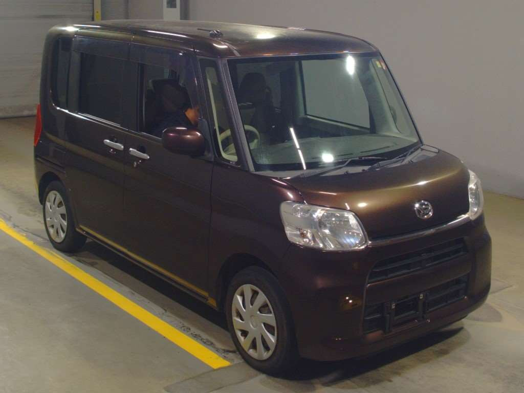 2017 Daihatsu Tanto LA600S[2]