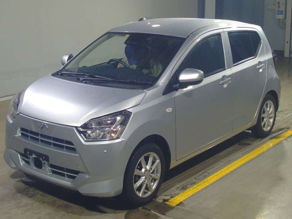 2022 Daihatsu Mira es LA350S[0]