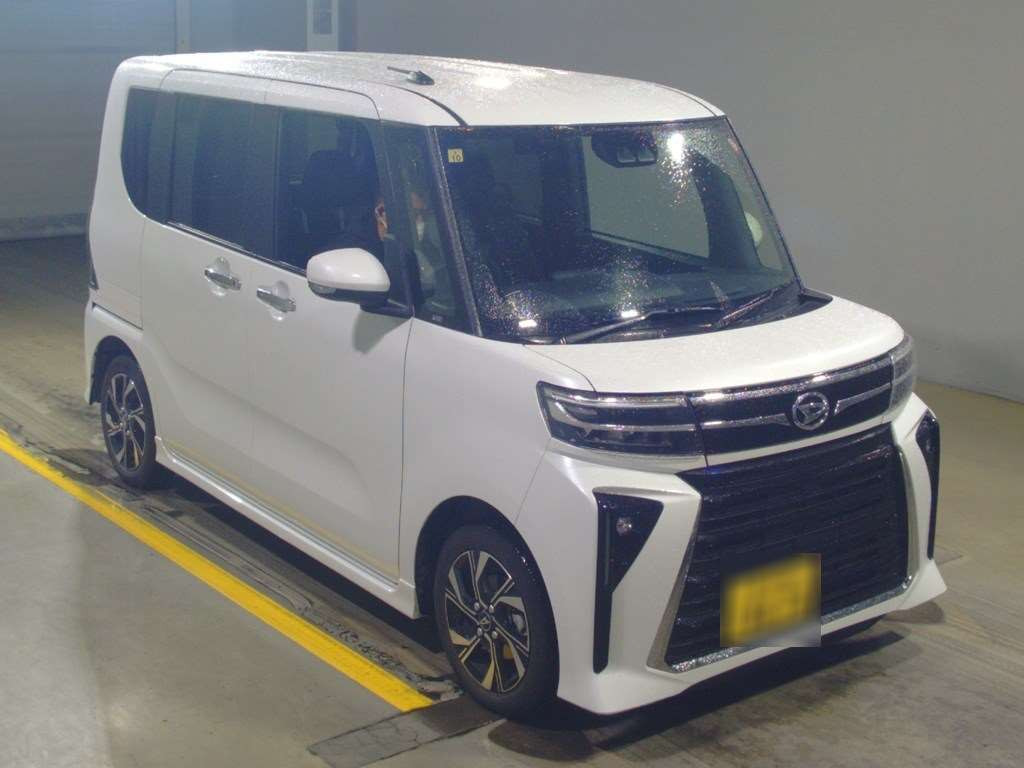 2023 Daihatsu Tanto Custom LA650S[2]