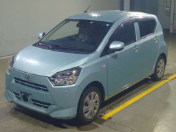 2017 Daihatsu Mira es