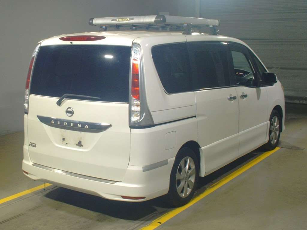 2012 Nissan Serena FC26[1]