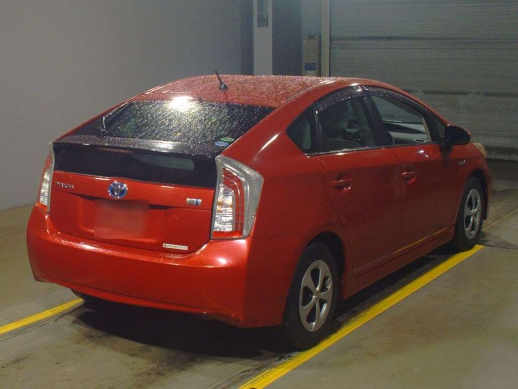 2012 Toyota Prius ZVW30[1]