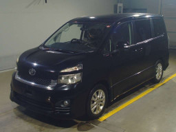 2010 Toyota Voxy