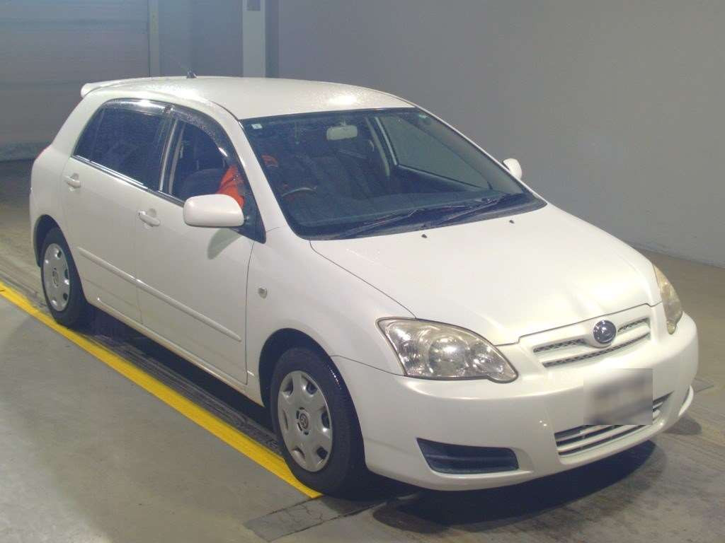 2005 Toyota Allex NZE121[2]