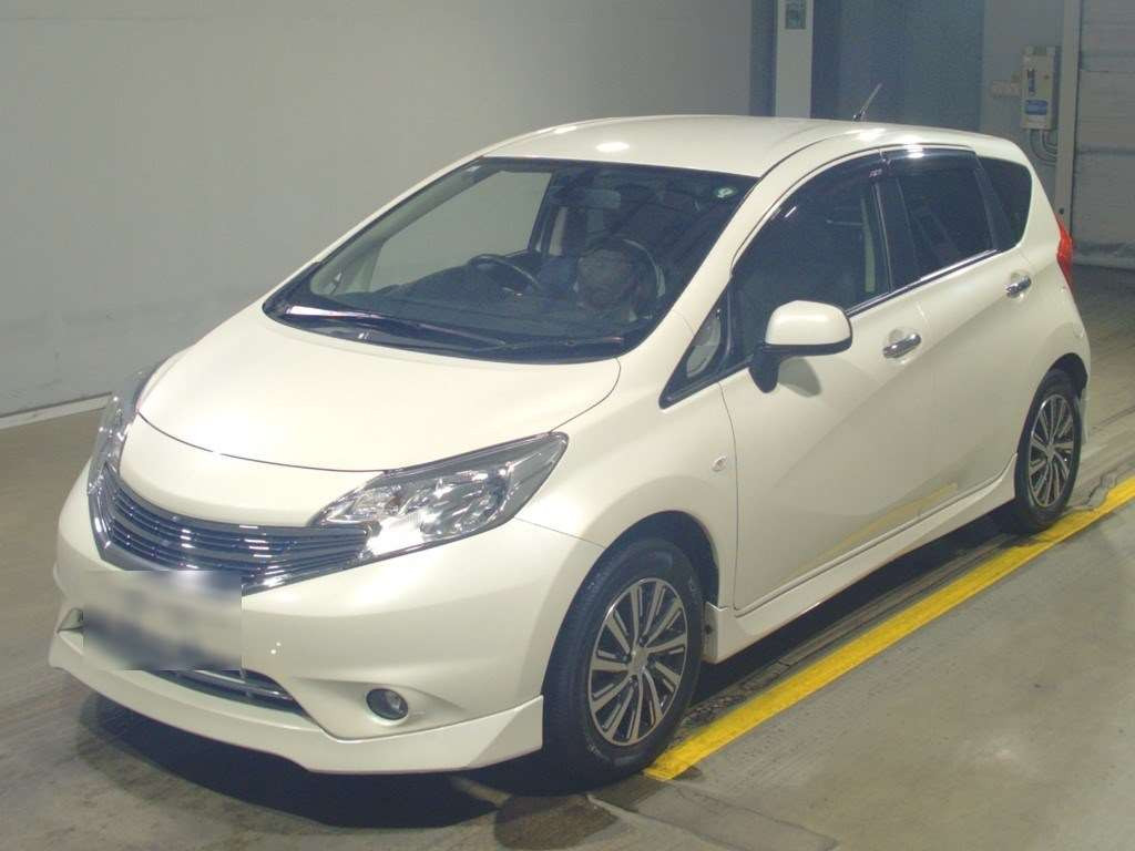 2013 Nissan Note E12[0]