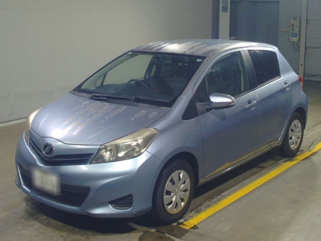 2013 Toyota Vitz KSP130[0]