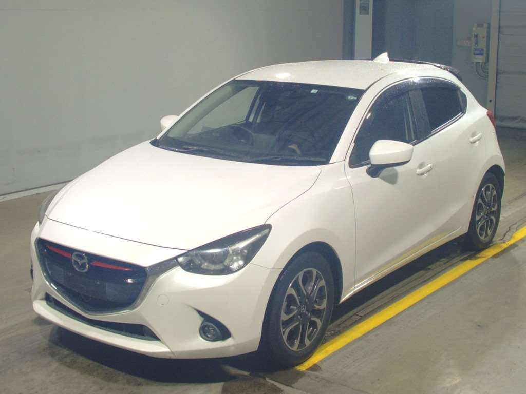 2016 Mazda Demio DJ5FS[0]