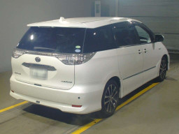 2013 Toyota Estima