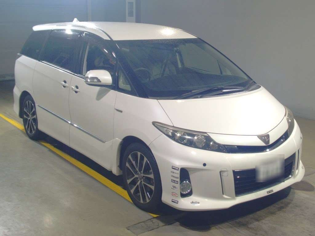 2013 Toyota Estima ACR50W[2]