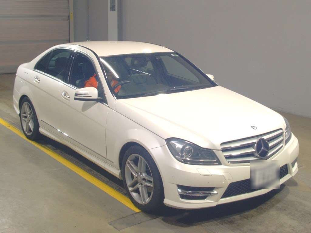 2014 Mercedes Benz C-Class 204048[2]