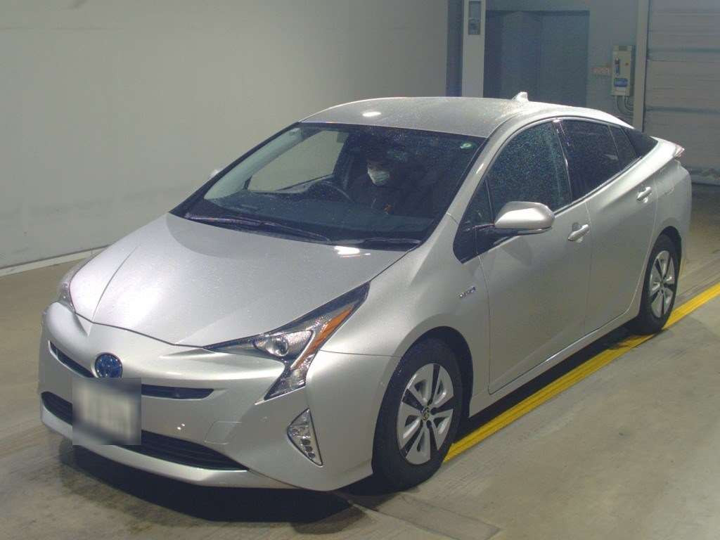 2017 Toyota Prius ZVW51[0]