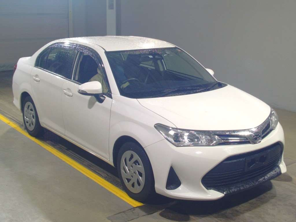 2019 Toyota Corolla Axio NRE161[2]