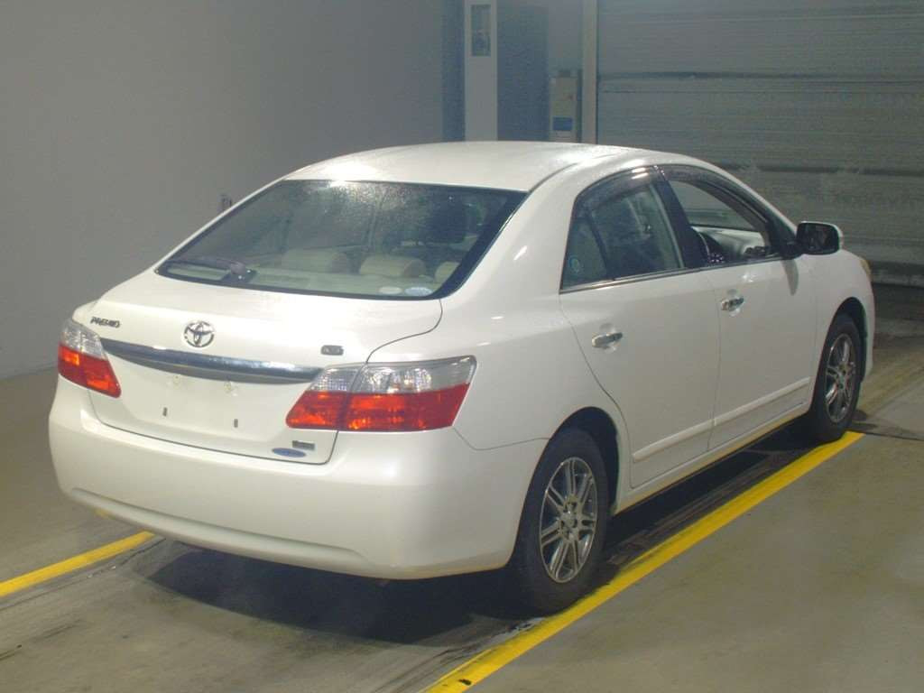 2009 Toyota Premio ZRT261[1]