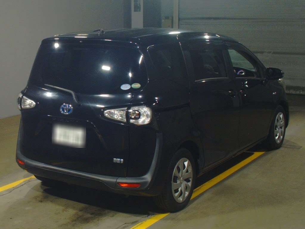 2016 Toyota Sienta NHP170G[1]