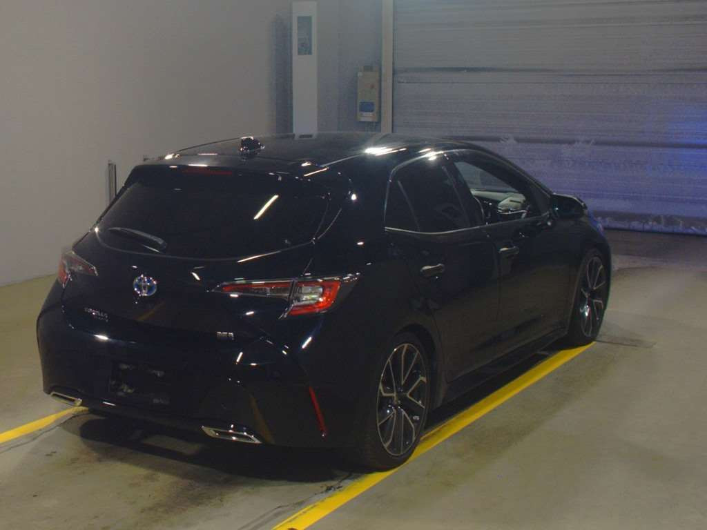 2021 Toyota Corolla Sports ZWE213H[1]