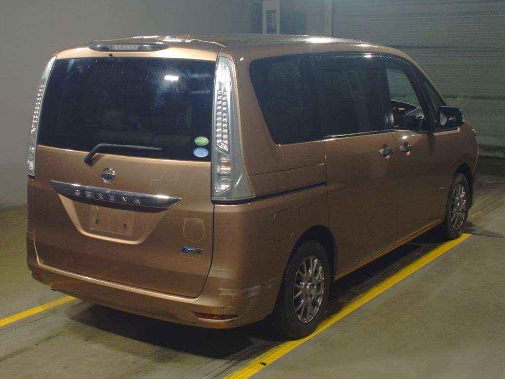 2014 Nissan Serena HC26[1]