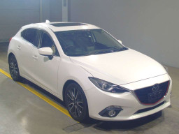 2014 Mazda Axela Sport