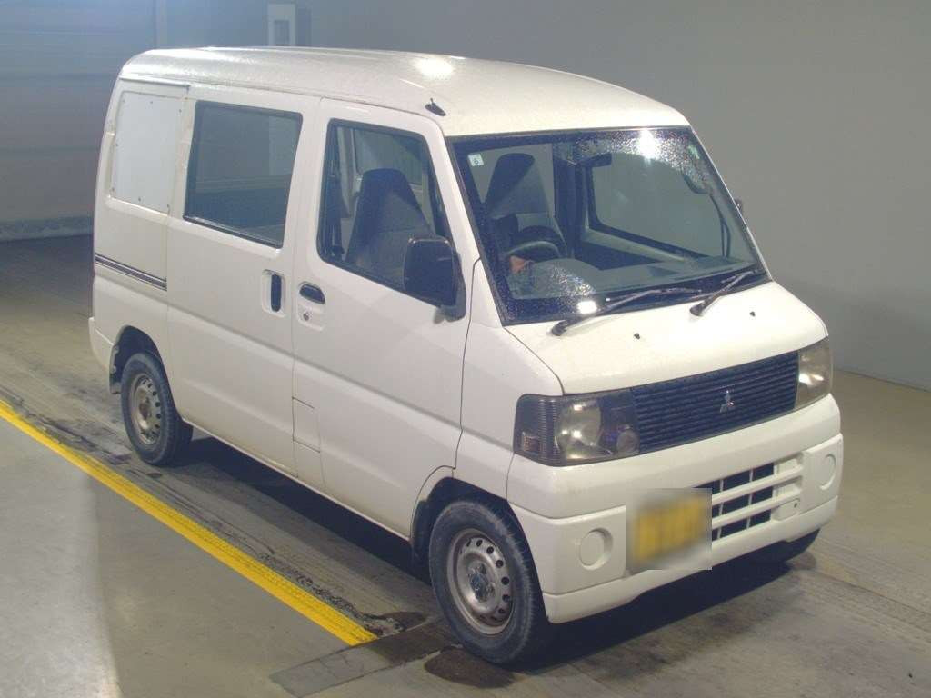 2002 Mitsubishi Minicab Van U61V[2]