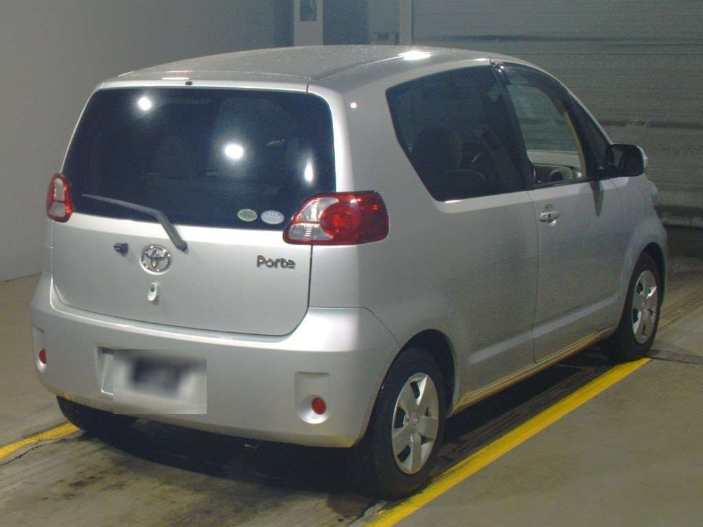 2008 Toyota Porte NNP11[1]