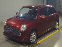 2006 Daihatsu Miragino