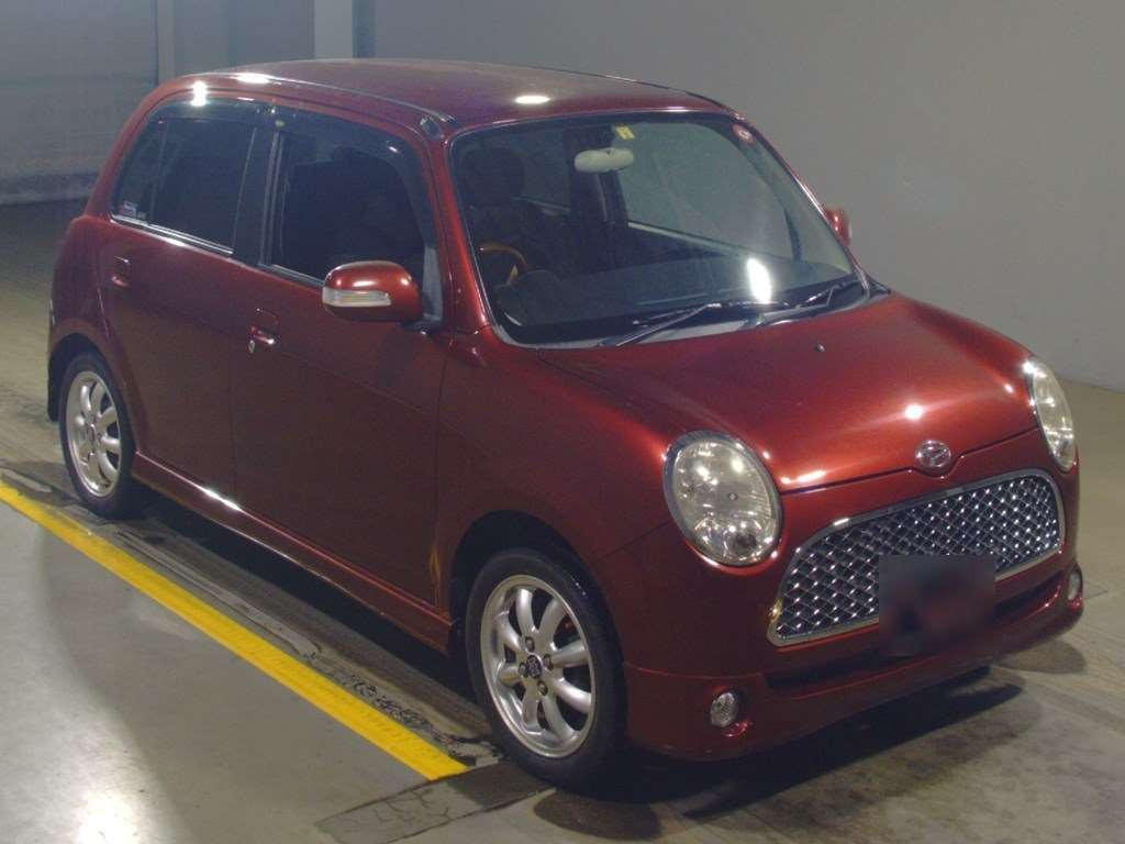 2006 Daihatsu Miragino L650S[2]