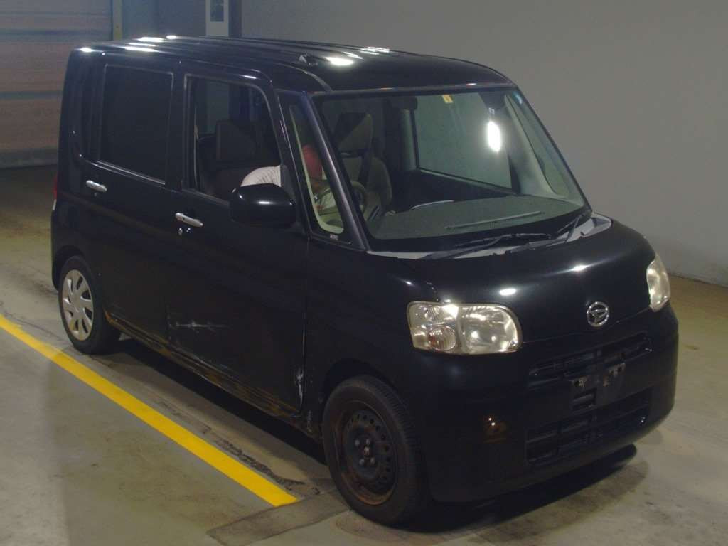 2013 Daihatsu Tanto L375S[2]