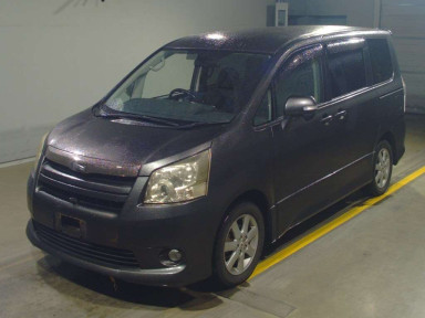 2008 Toyota Noah