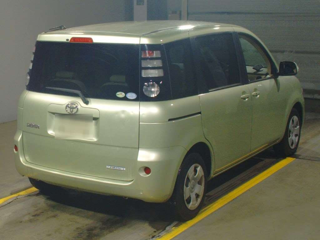 2006 Toyota Sienta NCP81G[1]