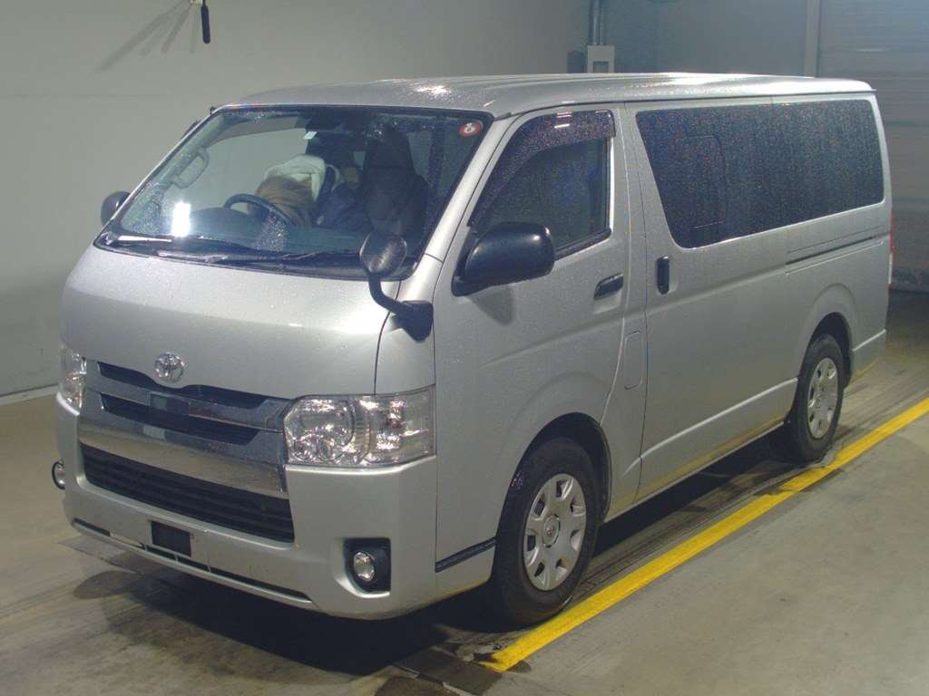 2019 Toyota Hiace Van GDH201V[0]