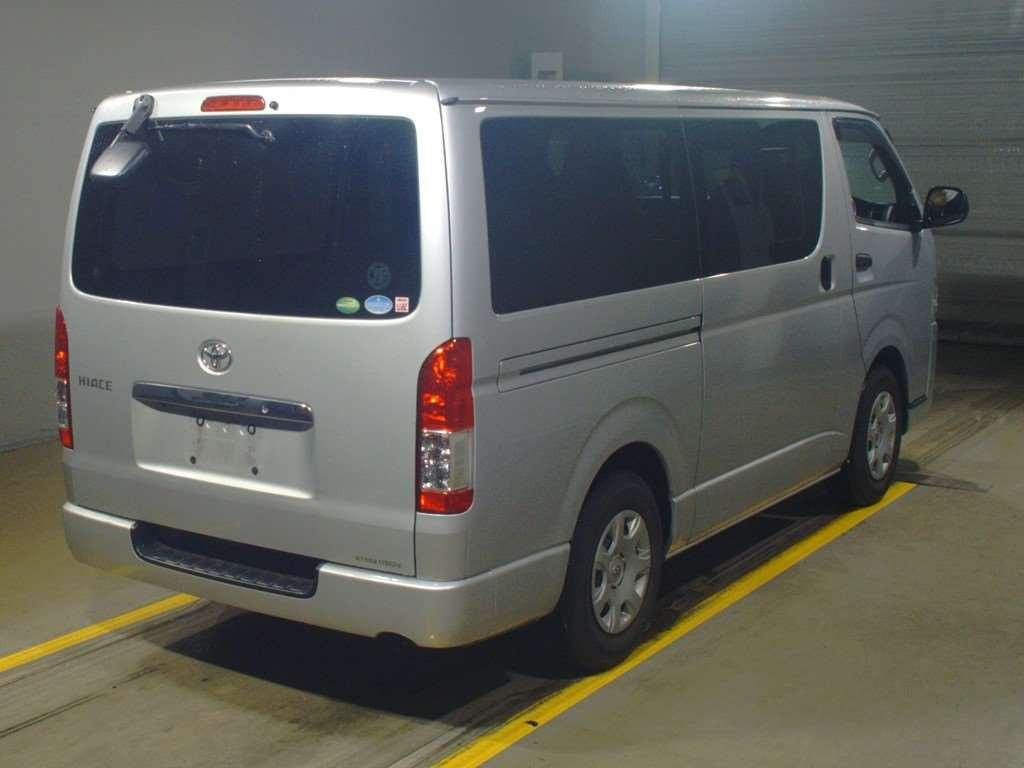 2019 Toyota Hiace Van GDH201V[1]