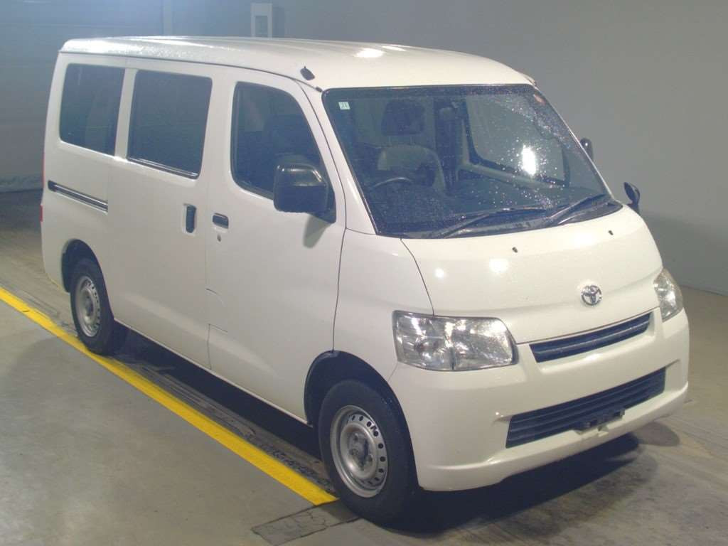 2019 Toyota Townace Van S402M[2]