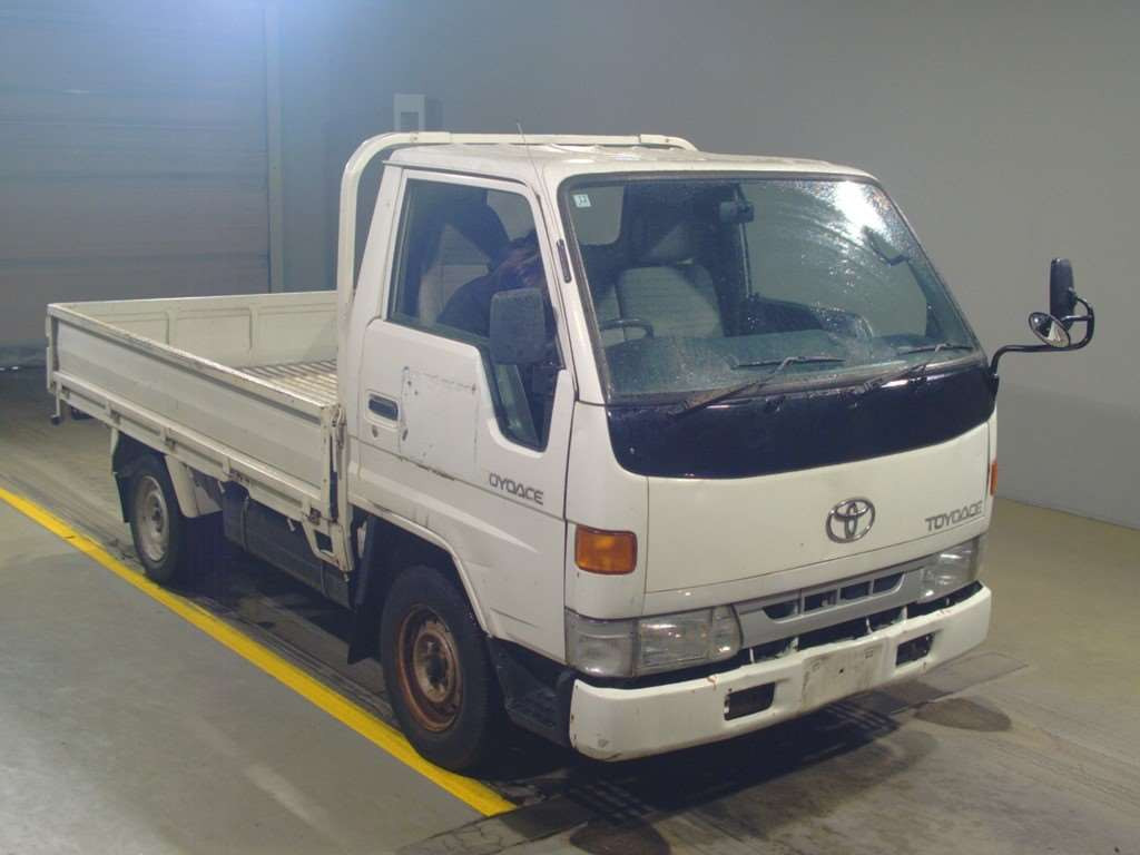 2000 Toyota Toyoace Truck YY101[2]