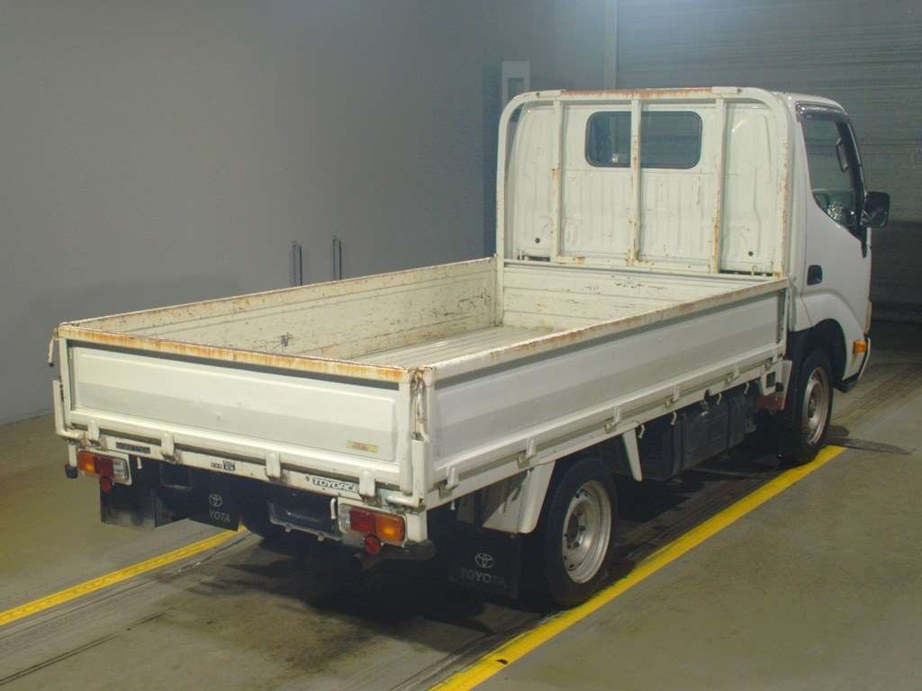 2010 Toyota Toyoace Truck TRY230[1]