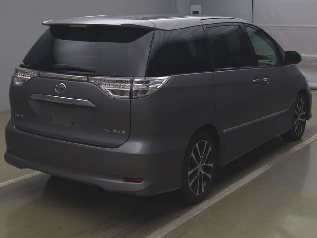 2013 Toyota Estima ACR50W[1]